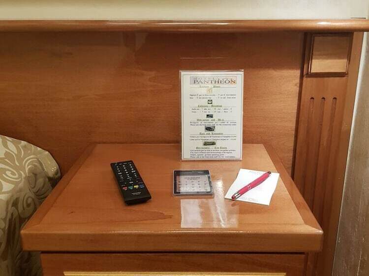 اتاق استاندارد یک نفره, Pantheon