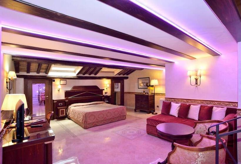 سوییت, Pantheon