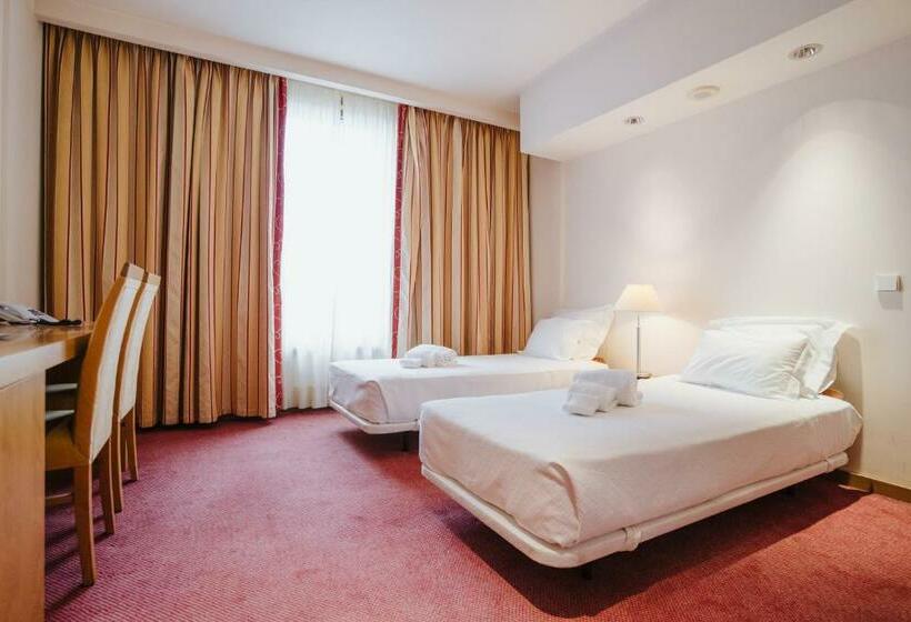 Семейный Номер, Premium Porto Maia