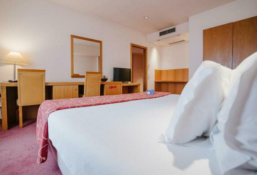 Семейный Номер, Premium Porto Maia