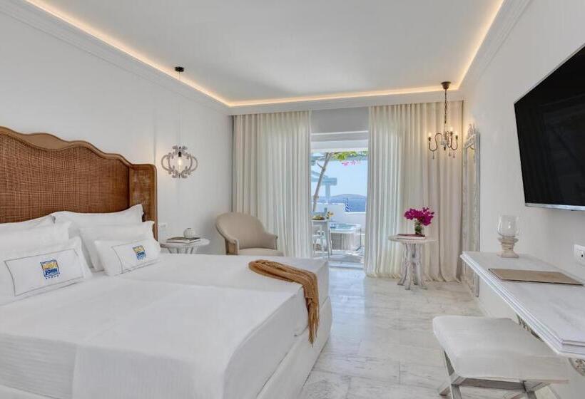 2 Bedrooms Suite Sea View, Saint John Hotel Villas & Spa