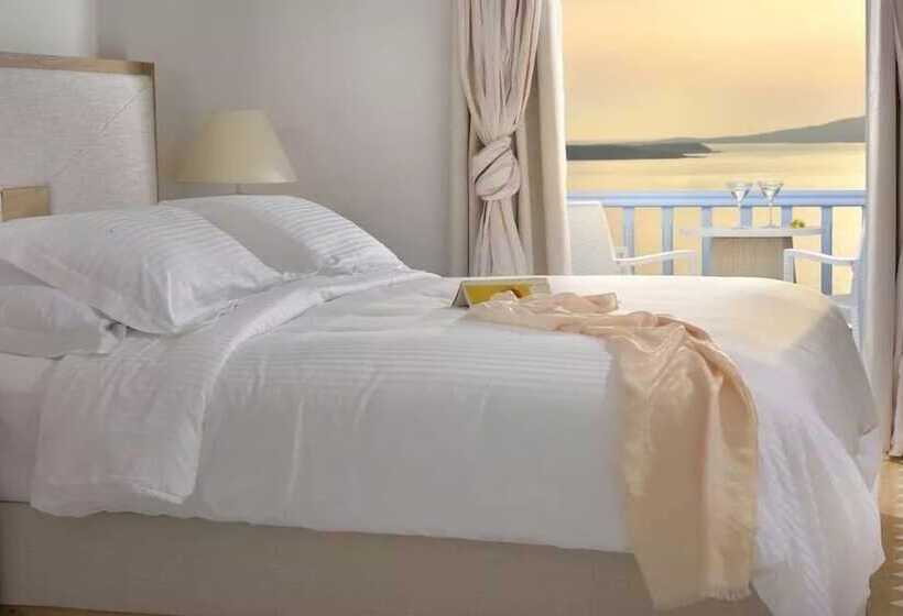سوییت خانوادگی, Saint John Hotel Villas & Spa