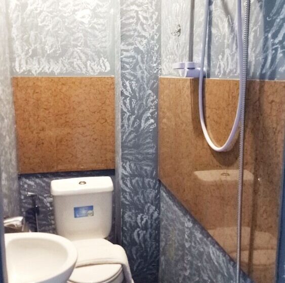 이코노미 룸 더블 침대, Reddoorz Premium At The Grand Peninsula Suites