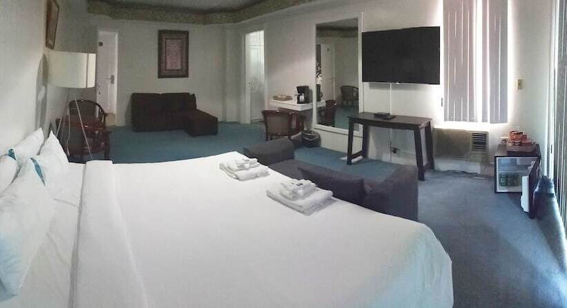 패밀리 룸, Reddoorz Premium At The Grand Peninsula Suites