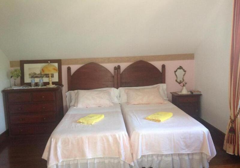 Номер Стандарт, Casa A Pedreira Rias Baixas