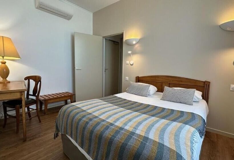 اتاق استاندارد یک نفره, Logis Hôtel De La Tête Noire