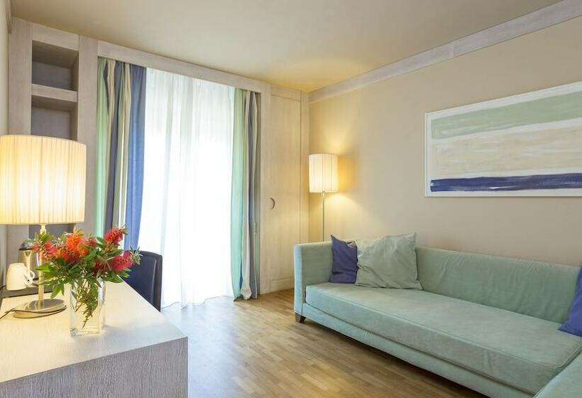 Полулюкс, Th Tirrenia   Green Park Resort