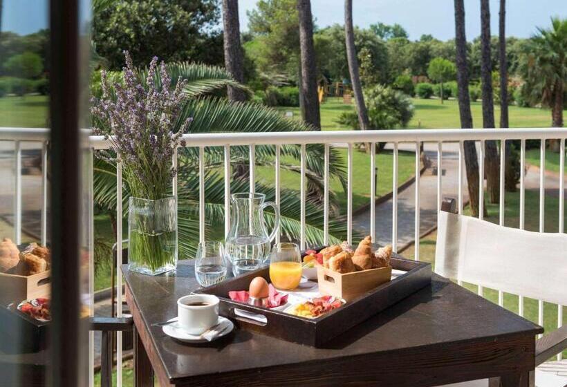 Номер Deluxe, Th Tirrenia   Green Park Resort