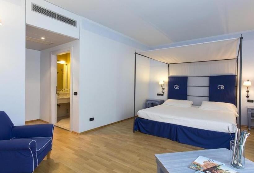 Четырехместный Номер Deluxe, Th Tirrenia   Green Park Resort