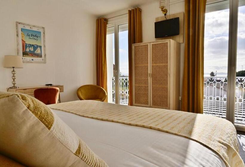 Номер Deluxe Кровать Кинг, Hôtel La Petite Bohème
