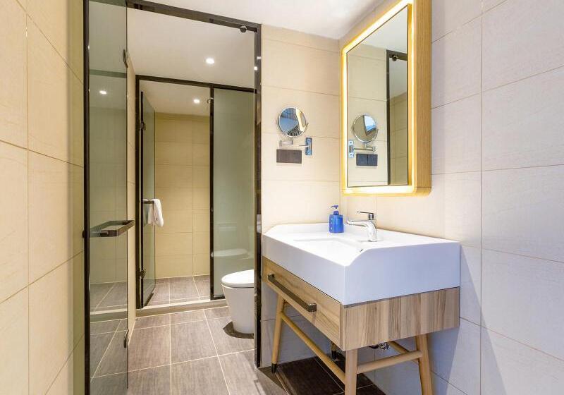 Номер Стандарт, Logis Hotel & Restaurant Le Carnot