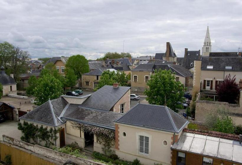 غرفة عائلية, Logis Hôtel Le Vert Galant