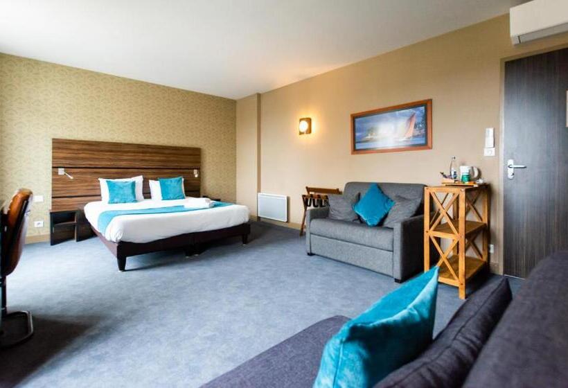 Номер Стандарт Трехместный, Logis Hôtel Le Vert Galant