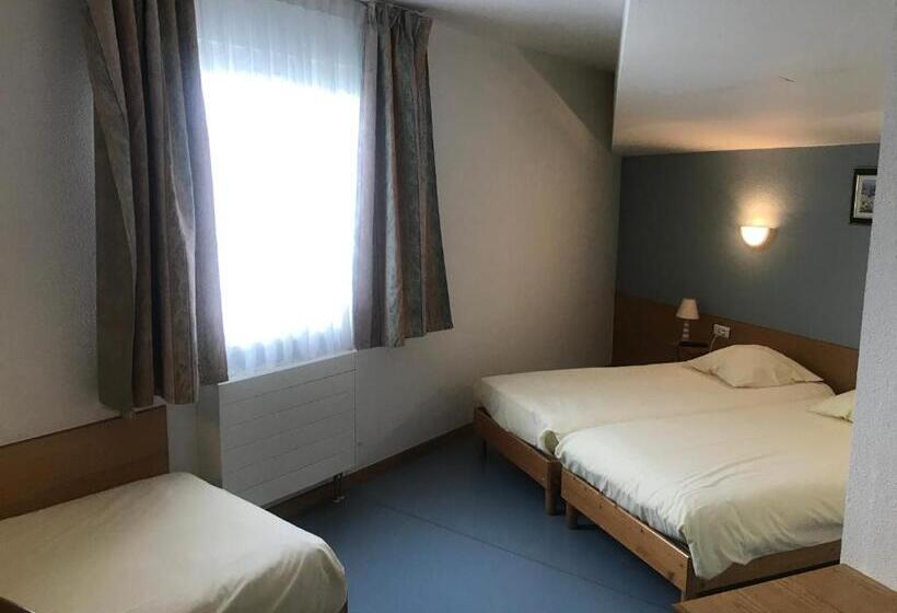 اتاق استاندارد سه نفره, Hôtel Saint Augustin