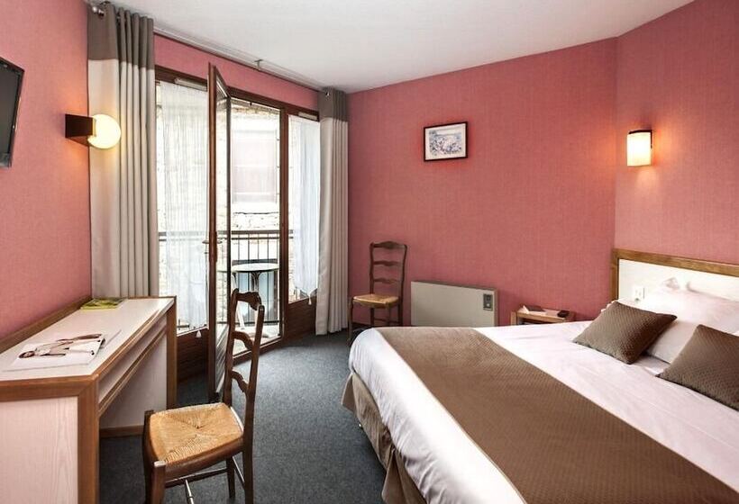 Номер Стандарт Трехместный, Logis Hotel Restaurant Des Voyageurs