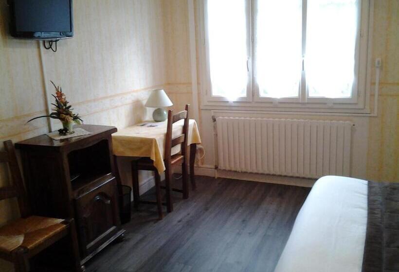 Номер Стандарт, La Cremaillere