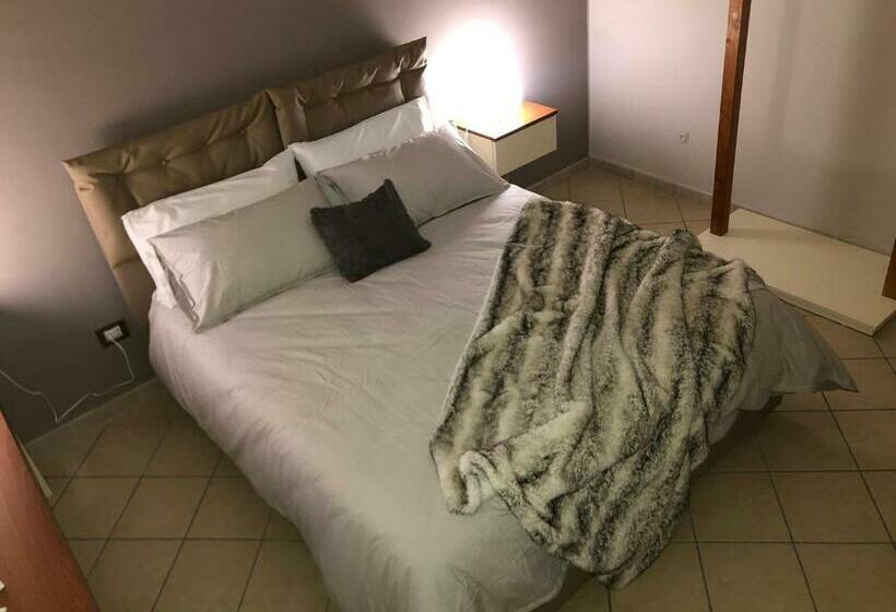 キングサイズベッドのスタンダードルーム, B&b Capuam Vetere Accommodation
