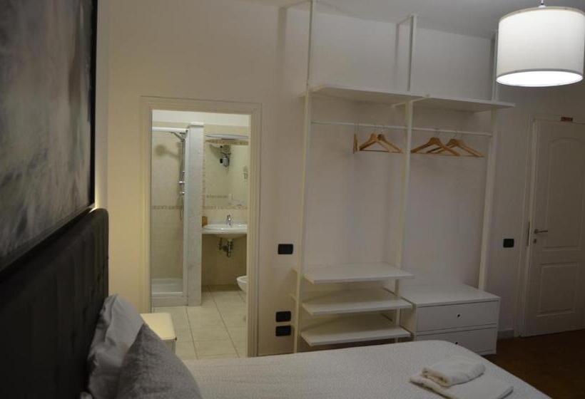 اتاق لوکس با تخت بزرگ, B&b Il Viaggiatore