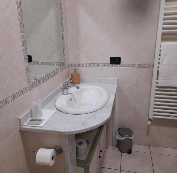اتاق اکونومی, B&b Il Viaggiatore