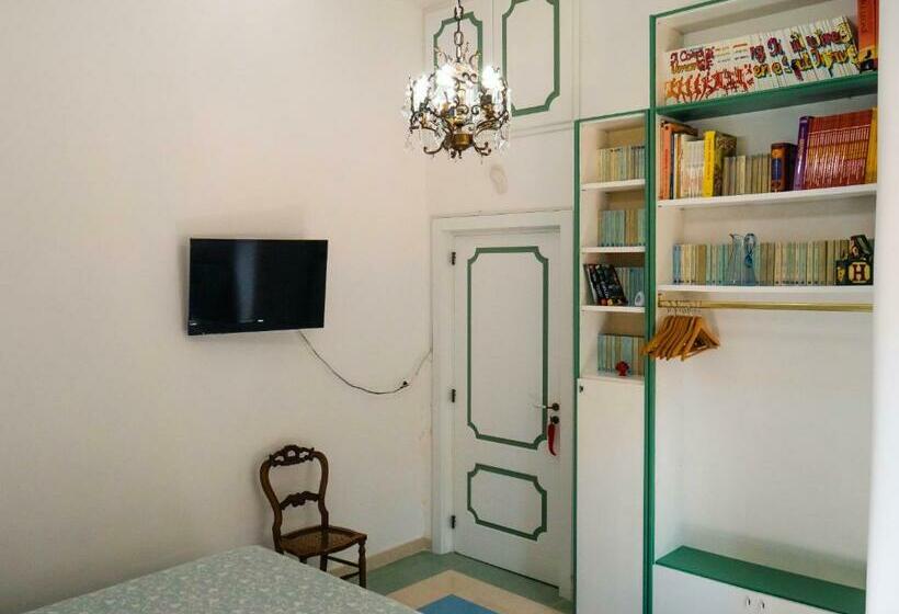 Номер Стандарт, Casa Del Grifone