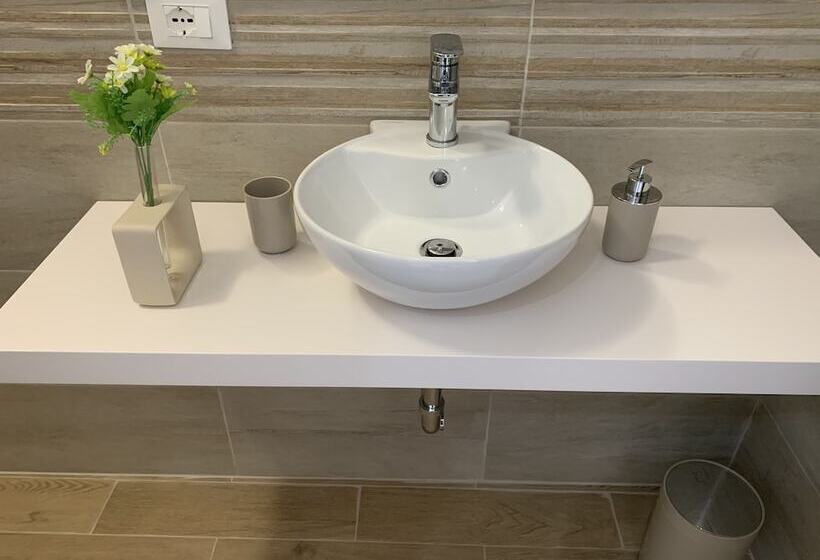 Quarto superior, D & C