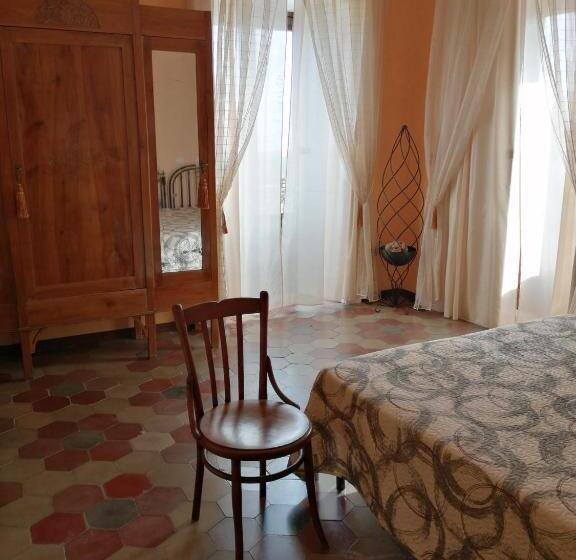 Номер Deluxe, Palazzo Stillitano Classificazione 3 Sorrisi