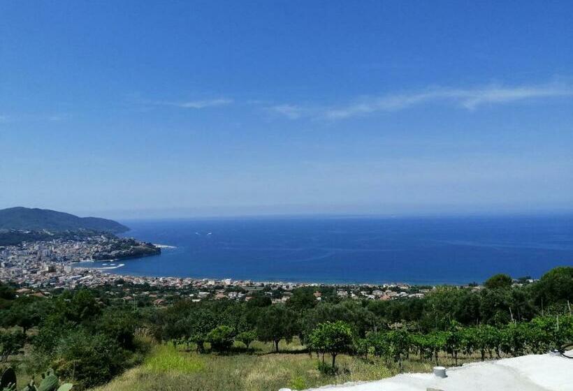 اتاق لوکس, Una Terrazza Sul Mare