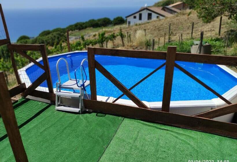 اتاق لوکس, Una Terrazza Sul Mare