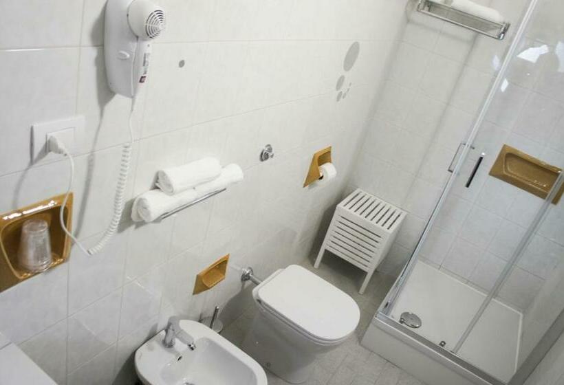 Полулюкс с Балконом, Albergo D Onofrio