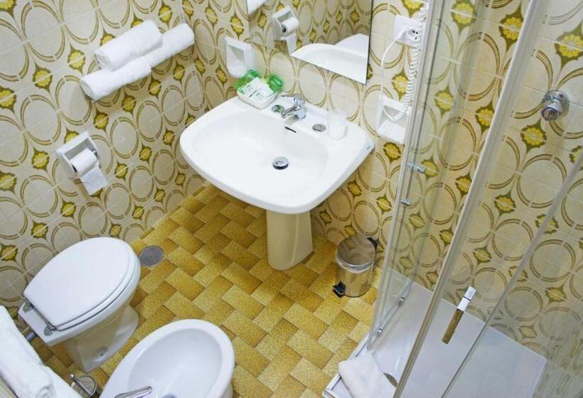 Полулюкс с Балконом, Albergo D Onofrio