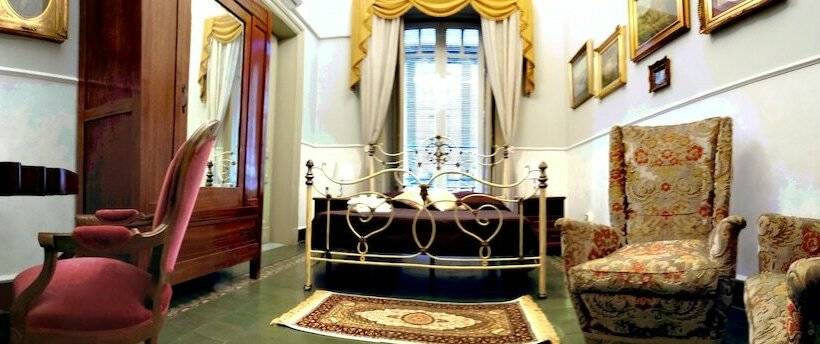 اتاق لوکس با بالکن, La Casa Di Marcello