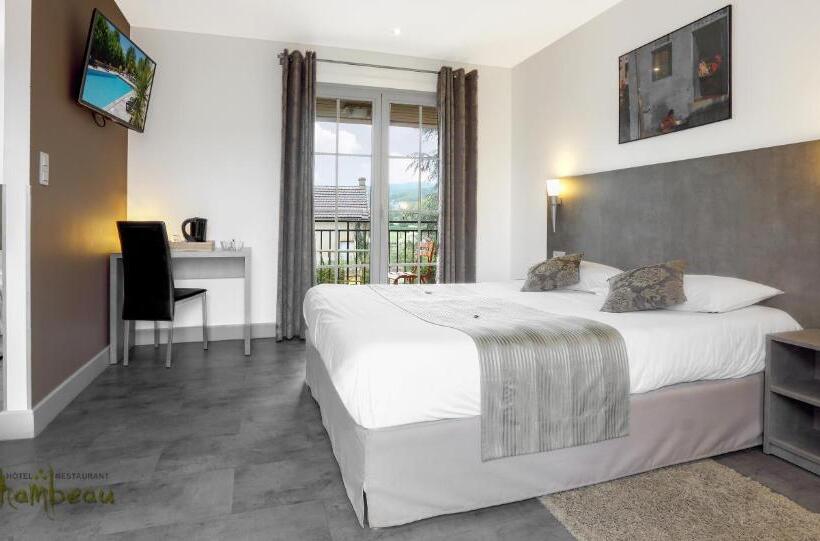 Трехместный Номер Superior, Logis Hotel Archambeau