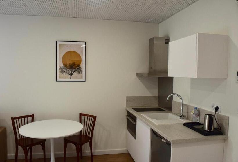 Апартаменты 1 Спальня, Et Appartements Les Platanes