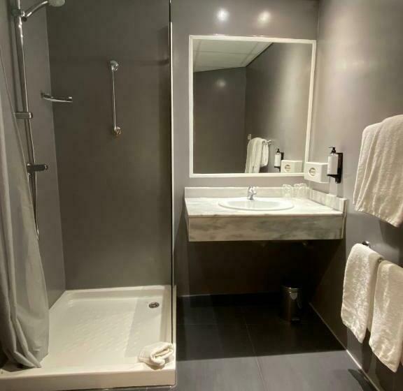 Номер Стандарт, Holiday Inn Express San Sebastian De Los Reyes, An Ihg