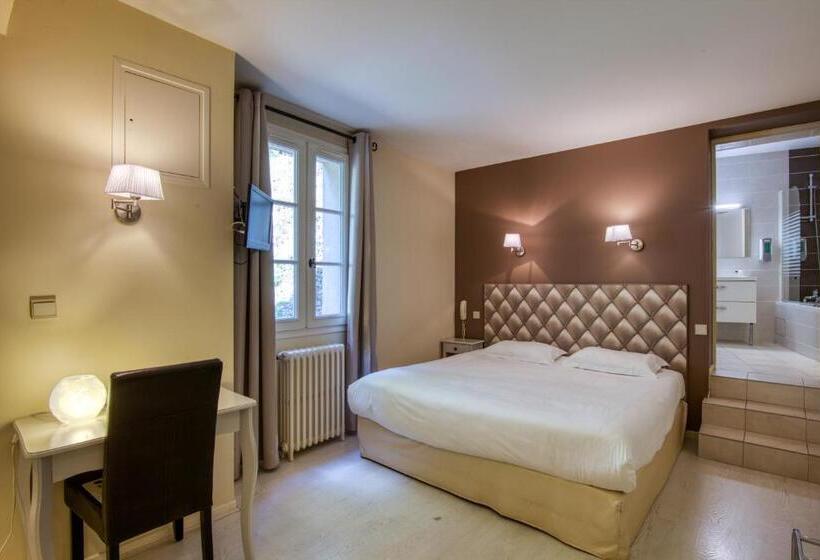 Номер Стандарт Трехместный, Hôtel Restaurant Plaisance Piscine Couverte Et Chauffée  Proche Sarlat