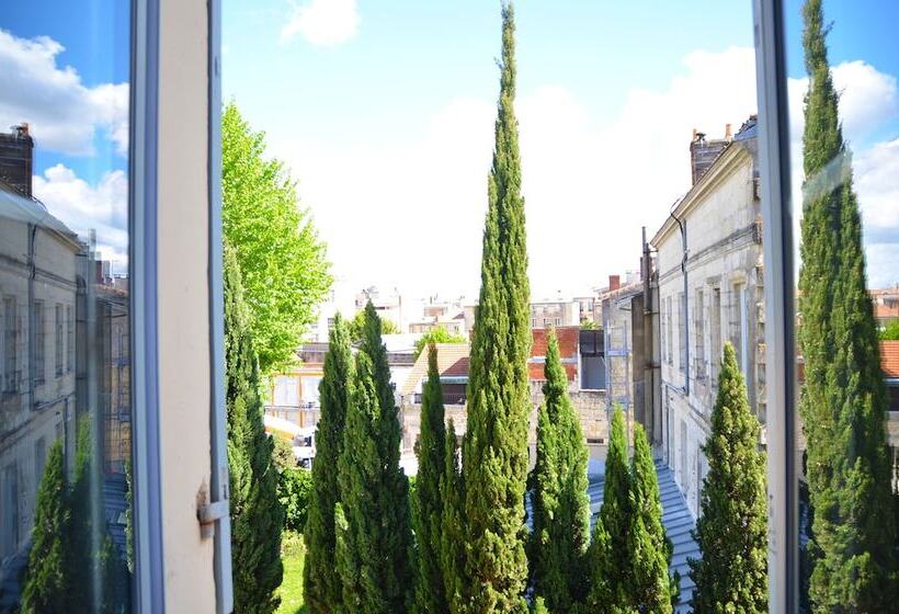 Номер Deluxe, La Maison Bordeaux