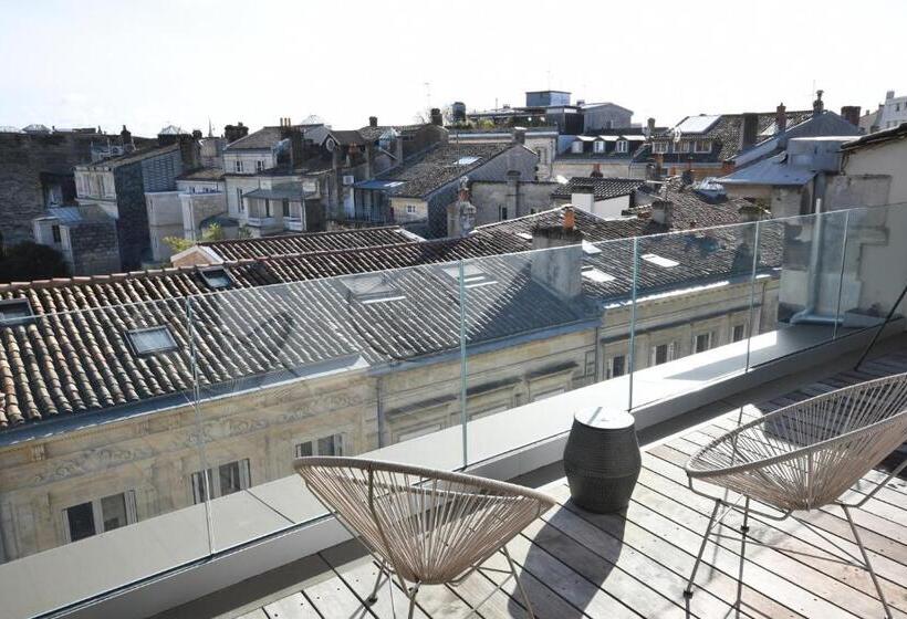 Номер Deluxe с Террасой, La Maison Bordeaux
