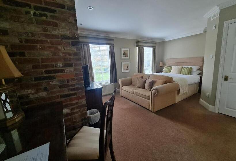 Номер Стандарт, Powdermills Country House