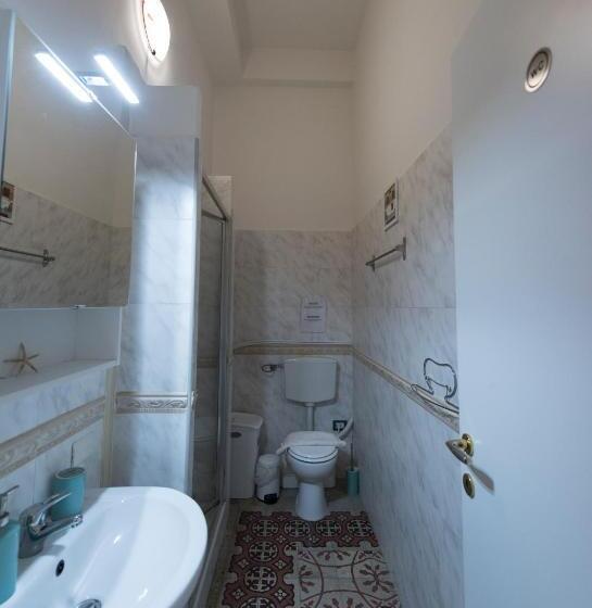 اتاق استاندارد با تخت بزرگ, Tyrrenium Salerno