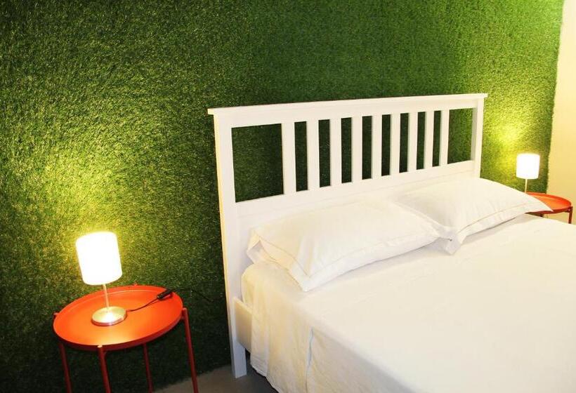 اتاق استاندارد, Urban Pop Hostel & Bnb