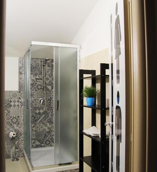 اتاق استاندارد, Urban Pop Hostel & Bnb