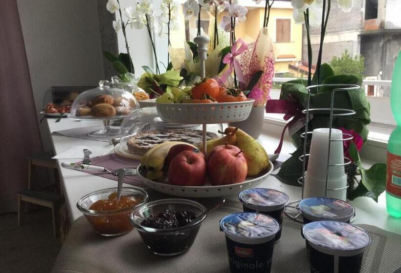חדר סטנדרט לשלושה עם טרסה, Maison Marianna B&b   Etna