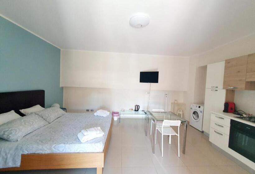 استودیوی استاندارد, Scuto Home
