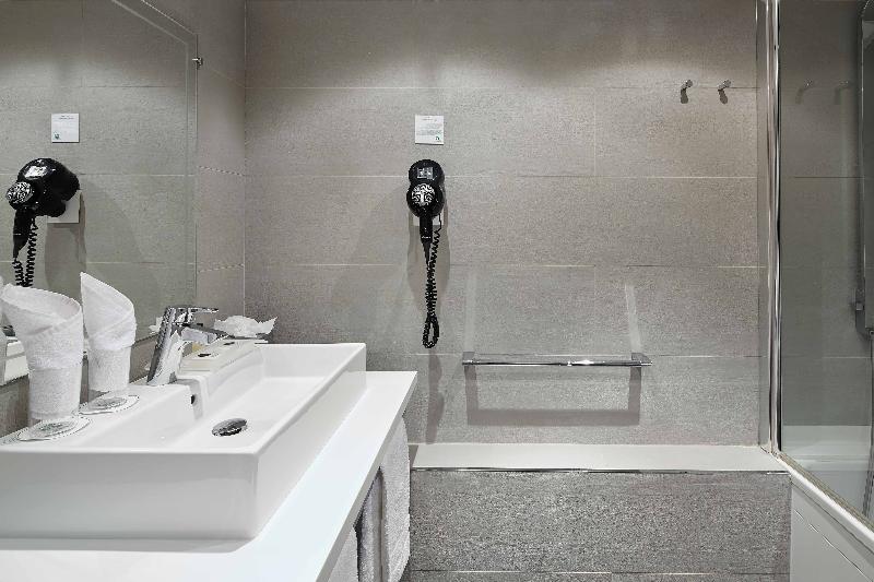 Стандартный Номер Кровать Кинг, Doubletree By Hilton Paris Bougival