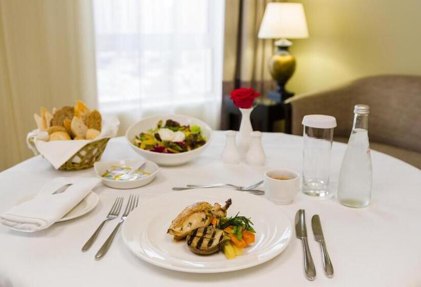 اتاق سوپریور, Mövenpick Hotel Doha