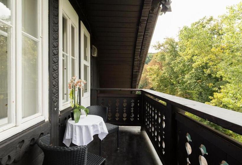 ジュニアスイート, Sacher Baden