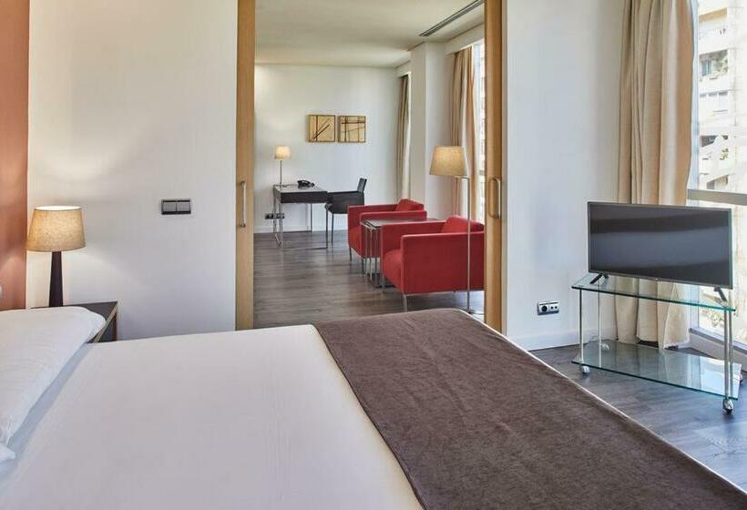 سوییت جونیور, Silken Puerta Valencia