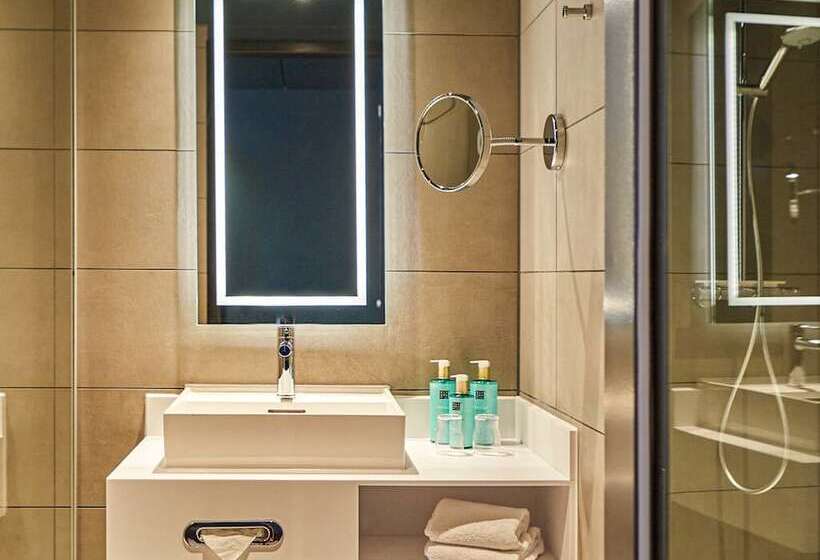 Номер Стандарт Двуспальная Кровать, Novotel München City