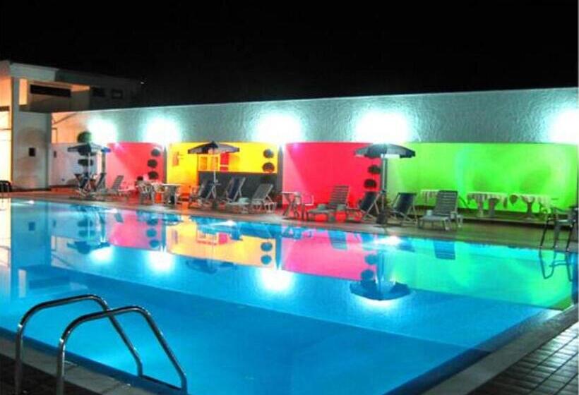 Номер Стандарт Трехместный, Belvedere Hotel Club