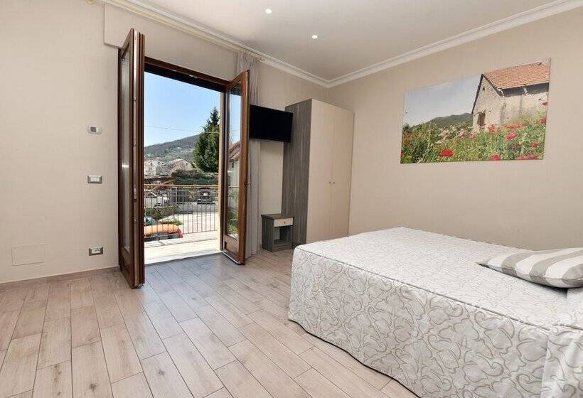 Номер Superior, Relais Milo